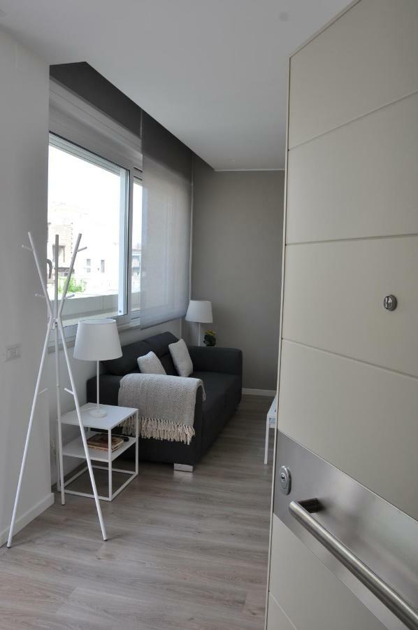 Nicola'S Apartments Барі Екстер'єр фото
